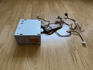 Toiteplokk 350w (1 foto / 2)