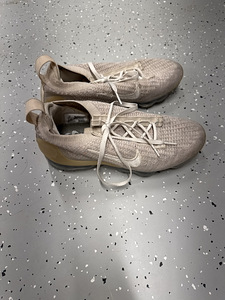 Nike vapormax suurus 39 kasutatud (1 foto / 4)
