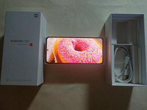 Xiaomi 13T 256Gb Black (1 foto / 7)