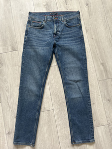 Uued meeste teksad Tommy Hilfiger (1 foto / 4)