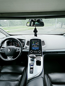 RENAULT (5 foto / 15)