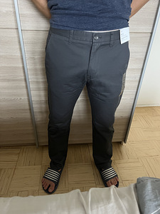 Uued Calvin Klein püksid. Suurus 32/32 (2 foto / 3)