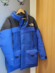The North Face Parka McMurdo 2 (Size M) (1 foto / 3)