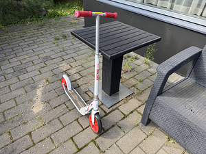 Selling Scooter (2 foto / 3)