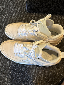 Nike spizike (1 foto / 5)
