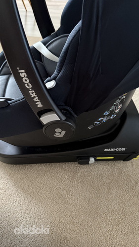Maxi-Cosi turvahäll + ISOFIX alus + ümbrik