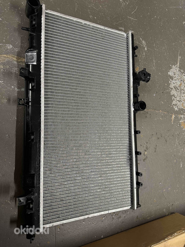 Subaru Legacy uus radiaator