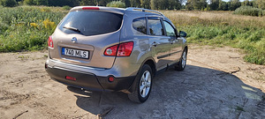 Nissan Qashqai+2 (5 foto / 7)