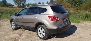 Nissan Qashqai+2 (4 foto / 7)