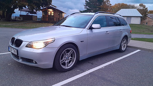 BMW 525D 120kW - 2005 - ДИЗЕЛЬ АВТОМАТ (1 фото из 14)