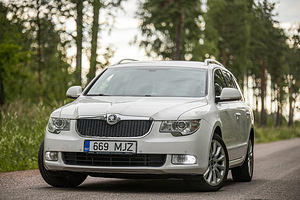 Skoda Superb 2.0 103kW (2 foto / 13)