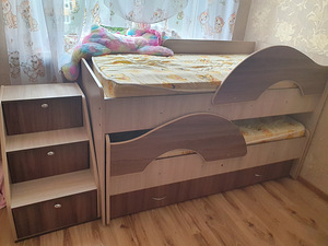 Двухъярусная кровать (1 фото из 2)