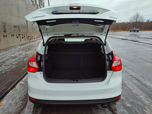 Ford Focus EcoBoost 2014 1.6 110kw 200.000 (8 foto / 11)