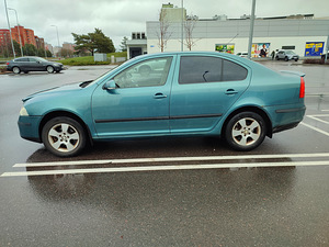 Skoda Octavia 1.6 75kw (6 foto / 11)