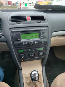 Skoda Octavia 1.6 75kw (10 foto / 11)