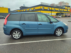 CITROEN PICASSO 2010 (6 foto / 12)