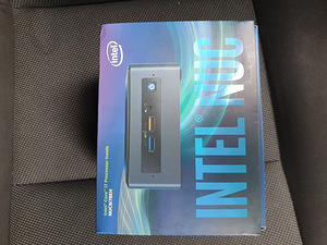 Intel NUC Desktop KIT - NUC8I7BEH (2 foto / 6)
