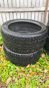 Naelrehvid 2 tk Nokian 275/40R20 (1 foto / 2)