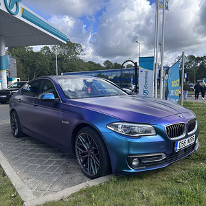BMW 530D Luxury (11 foto / 12)