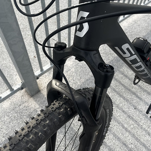 Scale 940 mountain bike brand new (7 foto / 10)