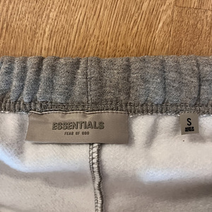Essentials Fear Of God Shorts (3 foto / 5)