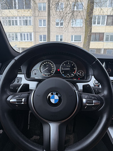 BMW 520 d (5 foto / 15)