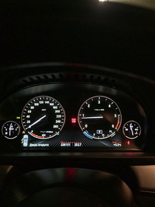 BMW 520 d (10 foto / 15)