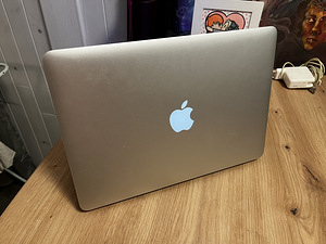 MacBook Air 2017 128gb (5 foto / 7)