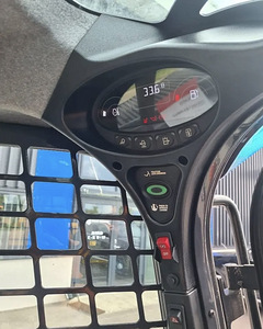 Bobcat S450 (5 foto / 10)