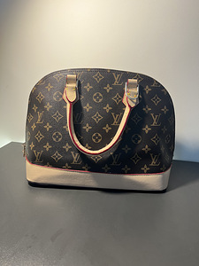 Сумка Louis Vuitton (1 фото из 2)