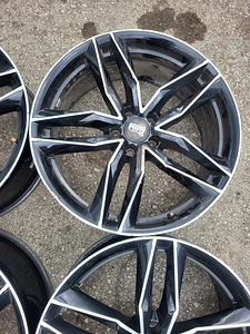 Velg r20 5 112 (2 foto / 8)