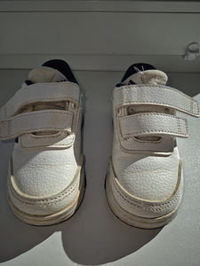 Adidas р.23 (4 фото из 4)