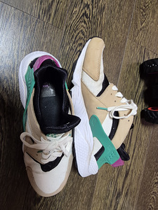 Nike huarache s.44,5 (2 foto / 4)