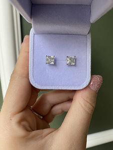 Серьги с бриллиантами. 2.95 ct tw. Белое золото. Новые (3 фото из 3)