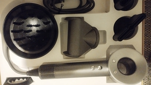 Фен Dyson Supersonic реплика. (2 фото из 7)