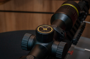 PIXFRA Pegasus P435 384X288, 35MM, 1X-8X, 50HZ (5 foto / 5)