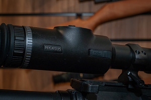 PIXFRA Pegasus P650 Pro 640x512, 50MM, 1x-8x, 50HZ (4 foto / 4)
