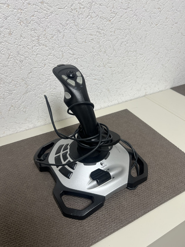 Logitech extreme 3D pro джойстик