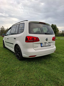 Volkswagen touran (2 foto / 11)