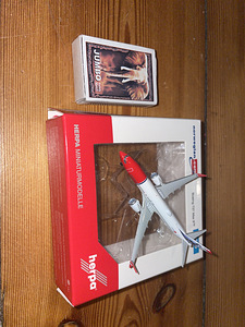 Norwegian Boeing 737 max 8 lennukimudel 1:500 herpa (2 foto / 2)