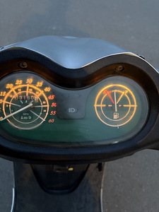 Скутер Velimotor 50cc (5 фото из 5)