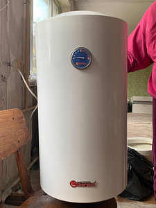 Elektriline boiler (1 foto / 2)