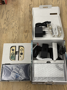 Nintendo Switch OLED The Legend of Zelda LIMITED EDITION (3 foto / 3)