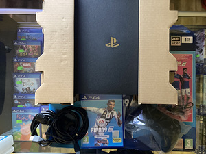 Sony Playstation 4 PRO 1 tb