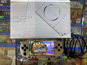 PSP 3006 white (3 foto / 3)