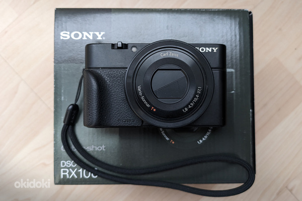 Фотоаппарат Sony DSC-RX100 (фото #1)