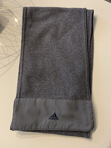 Adidas sall (1 foto / 2)