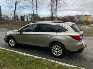 Subaru Outback 2.0 110kB (4 foto / 14)