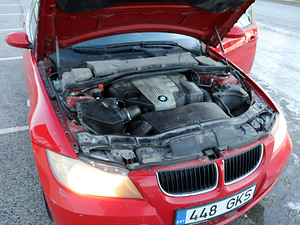 BMW 318 105kW (10 foto / 10)