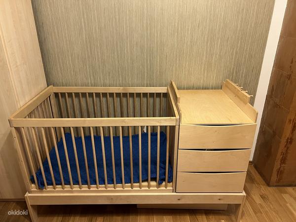 Детская кроватка/кроватка + стол и комод от малыша до началь (фото #1)
